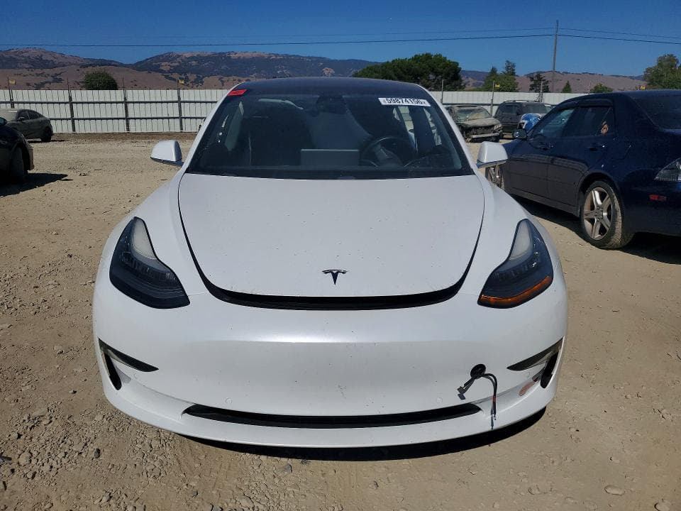 2018 TESLA MODEL 3 5