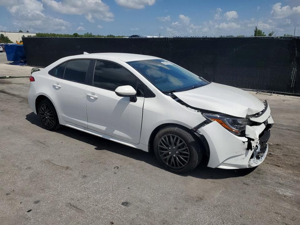 2024 TOYOTA COROLLA LE 4