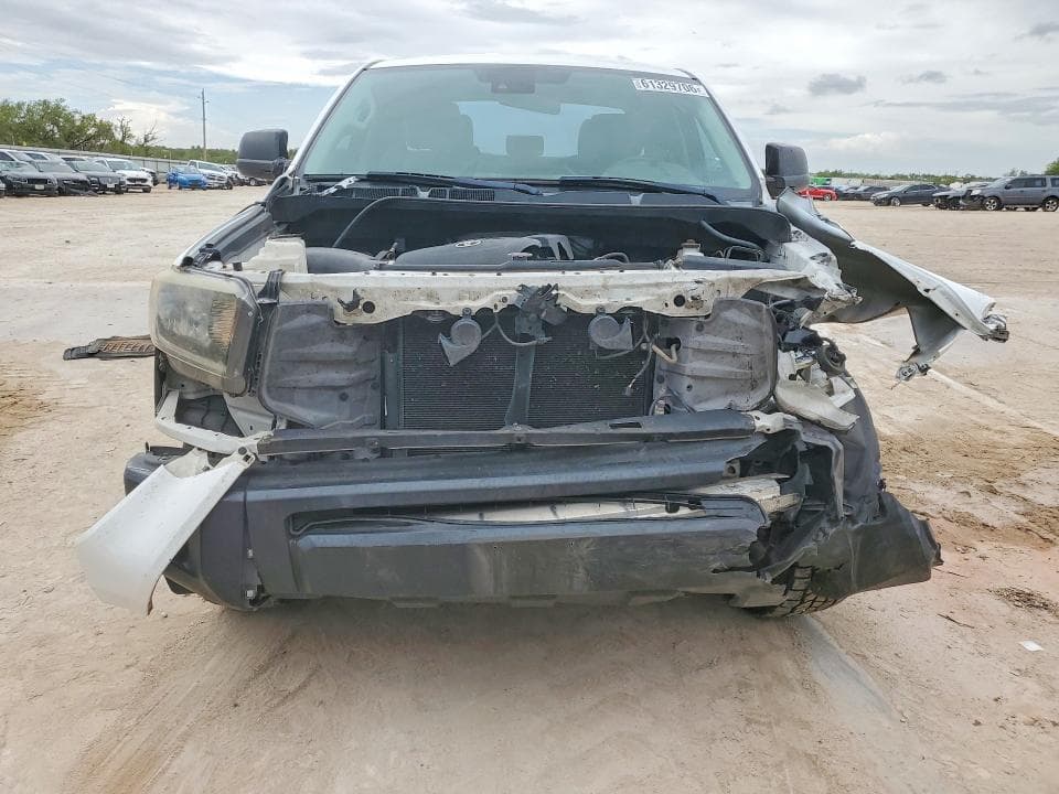 2018 TOYOTA TUNDRA SR 5