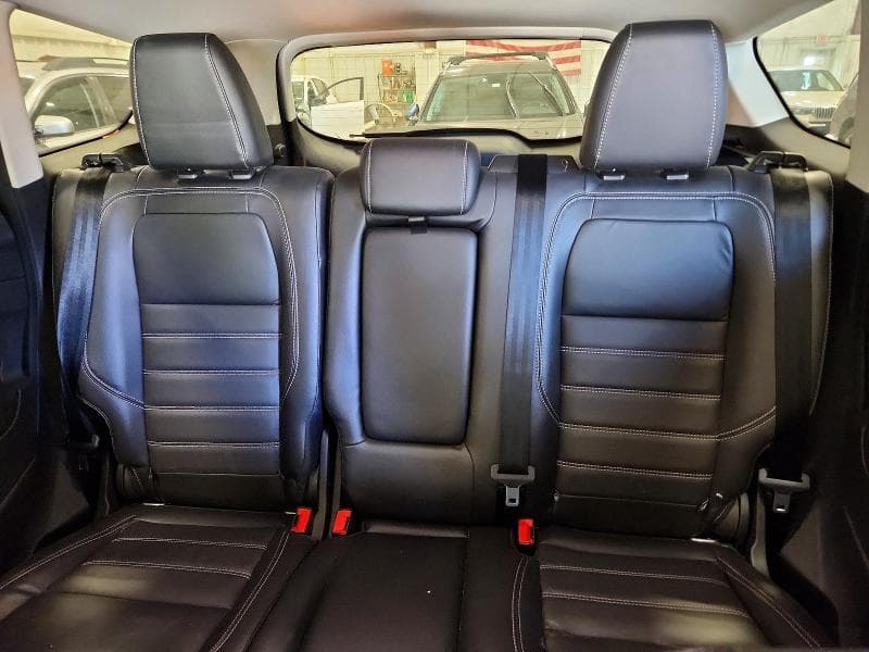 2018 FORD ESCAPE SEL 10