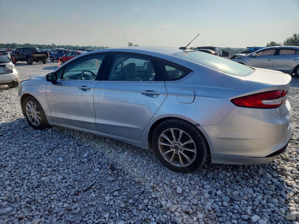 2017 FORD FUSION SE 2