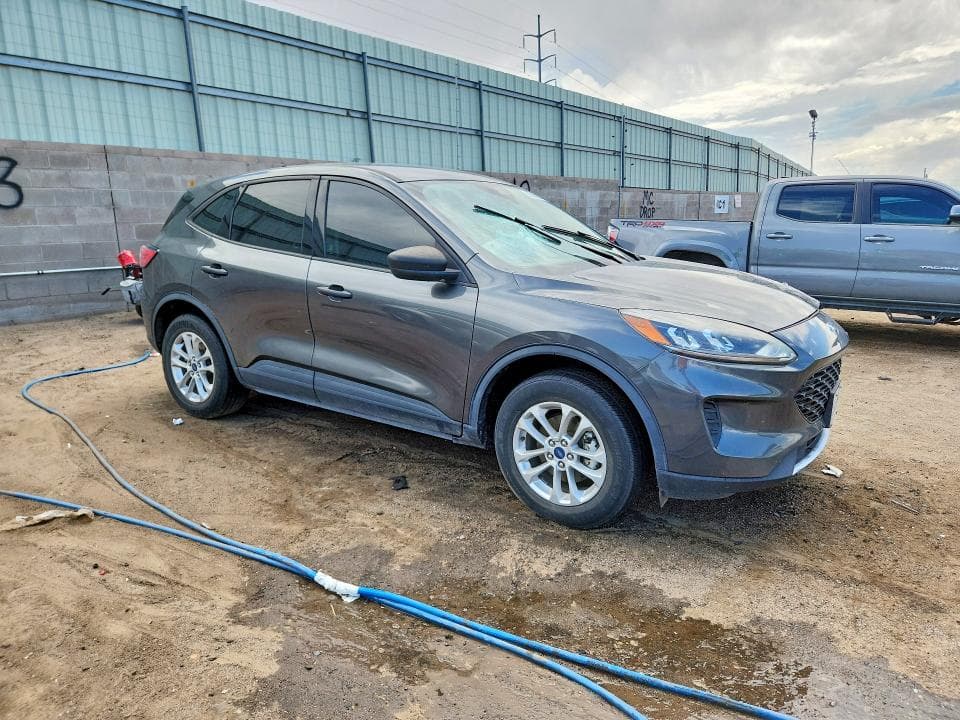 2020 FORD ESCAPE S 4