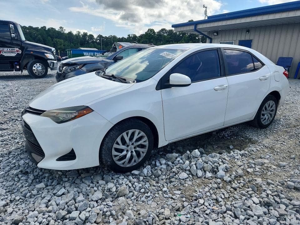 2017 TOYOTA COROLLA LE - 1