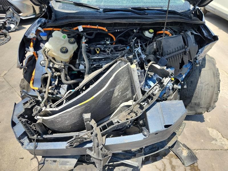 2020 FORD ESCAPE TITANIUM 12