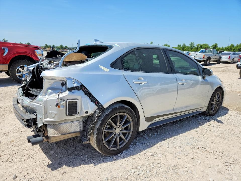 2022 TOYOTA COROLLA SE 3