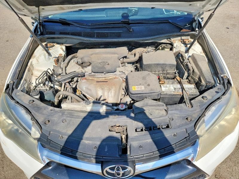 2017 TOYOTA CAMRY SE 11
