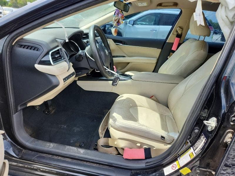 2018 TOYOTA CAMRY LE 7