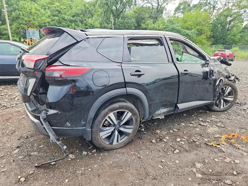 2024 NISSAN ROGUE SL 3