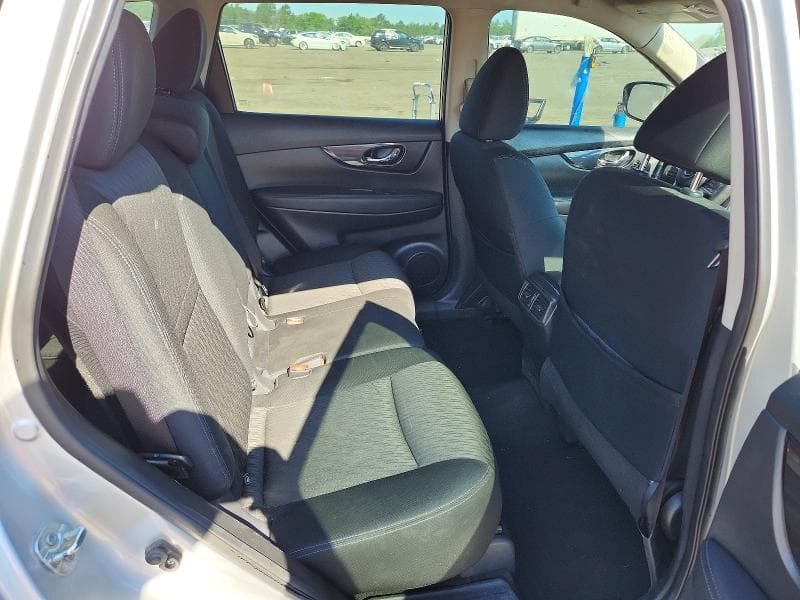 2019 NISSAN ROGUE SV 10