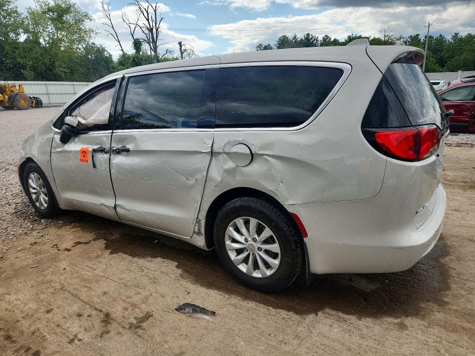 2017 CHRYSLER PACIFICA TOURING 2