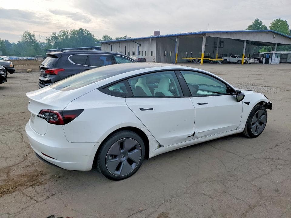 2023 TESLA MODEL 3 3