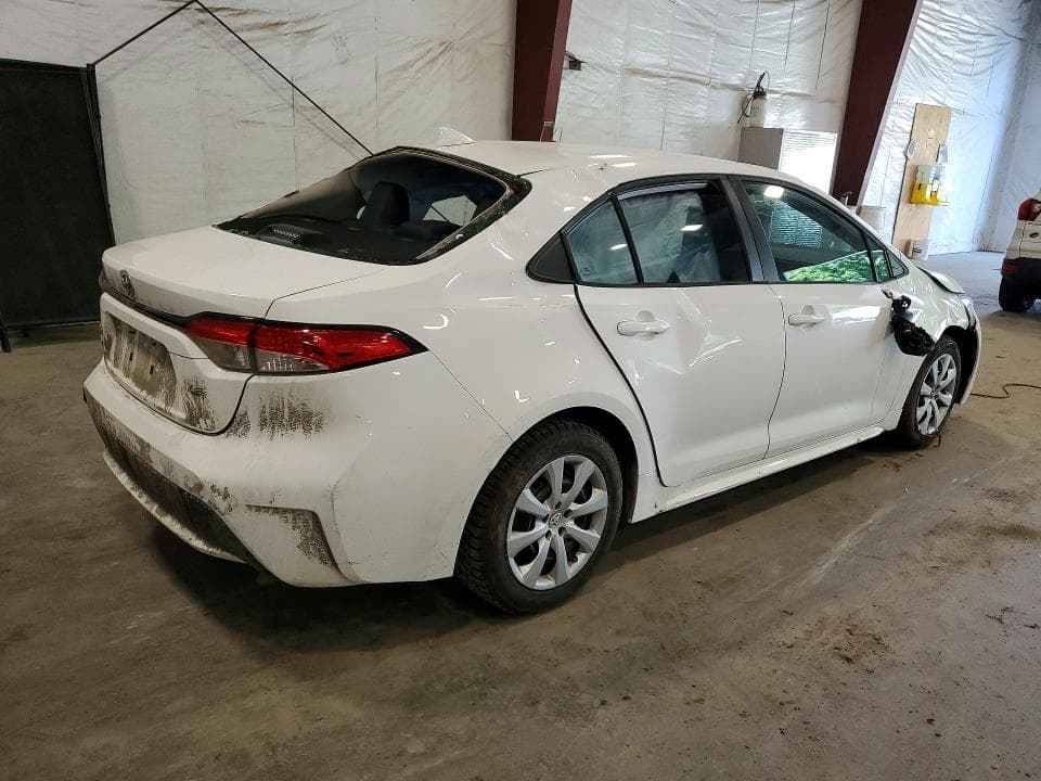 2022 TOYOTA COROLLA LE 3