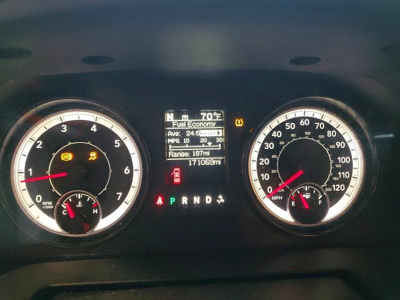 2019 RAM 1500 CLASSIC SLT 9