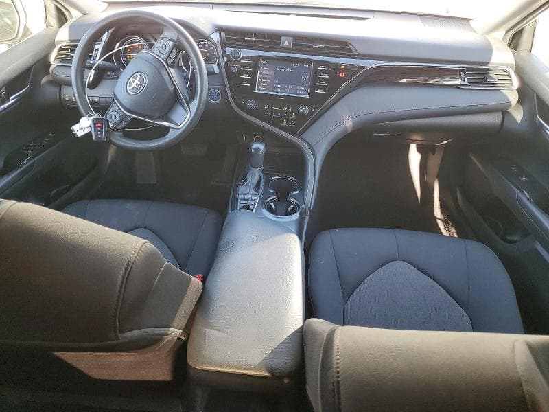 2020 TOYOTA CAMRY LE 8