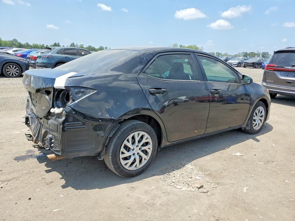 2018 TOYOTA COROLLA LE 3