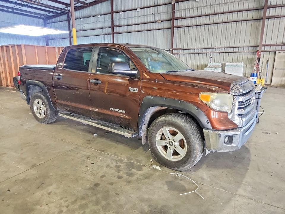2017 TOYOTA TUNDRA CREWMAX SR5 4