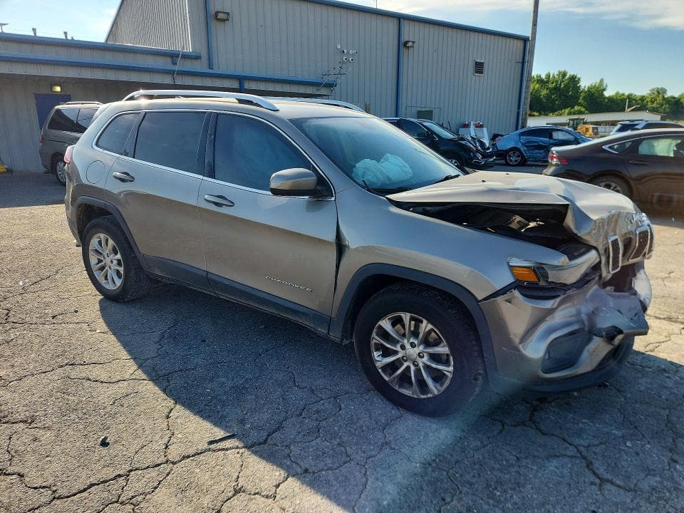 2019 JEEP CHEROKEE LATITUDE 4
