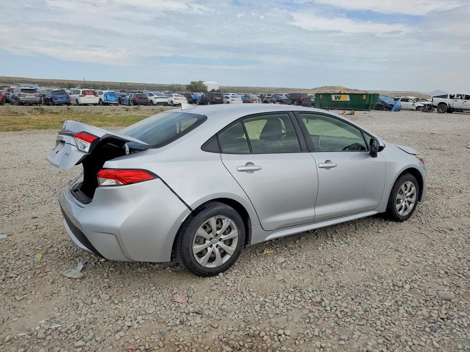 2020 TOYOTA COROLLA LE 3
