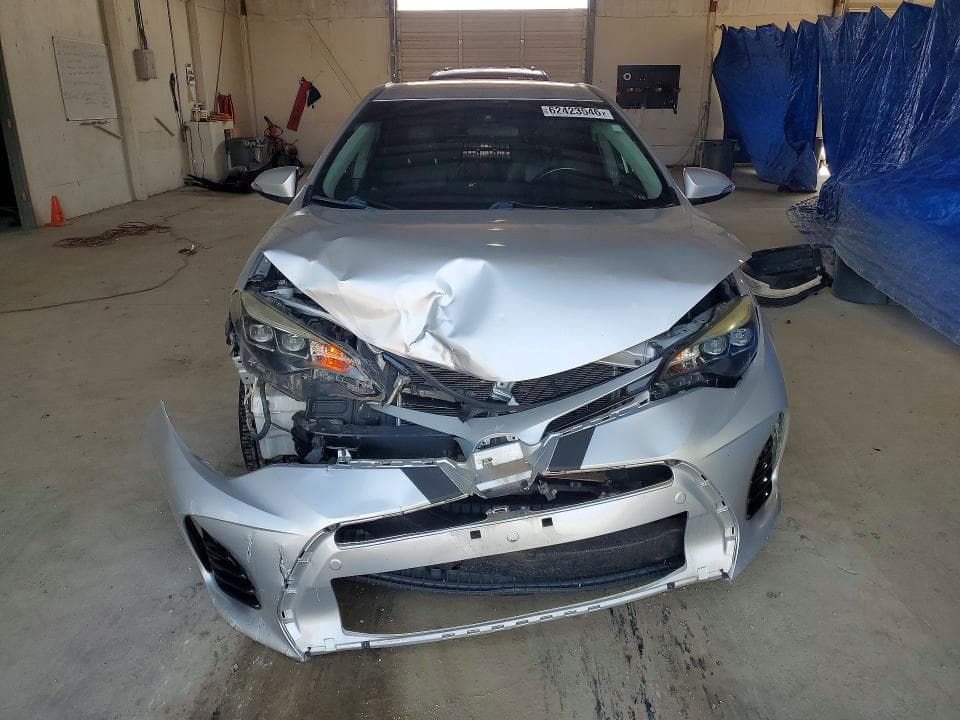 2017 TOYOTA COROLLA SE 5