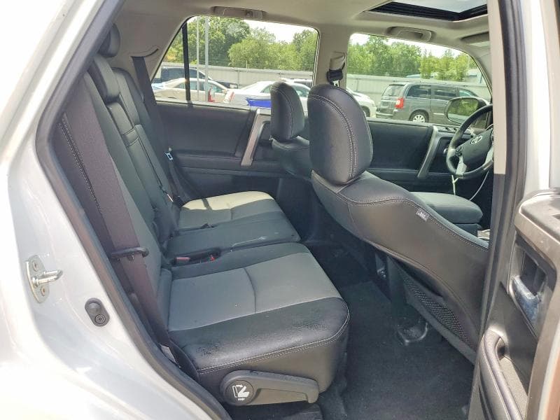 2024 TOYOTA 4RUNNER SR5 PREMIUM 11