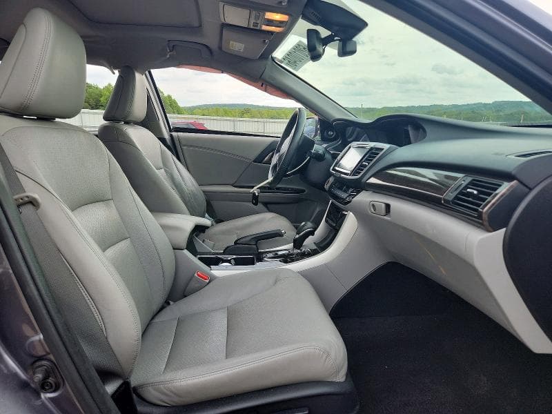 2017 HONDA ACCORD TOURING 7