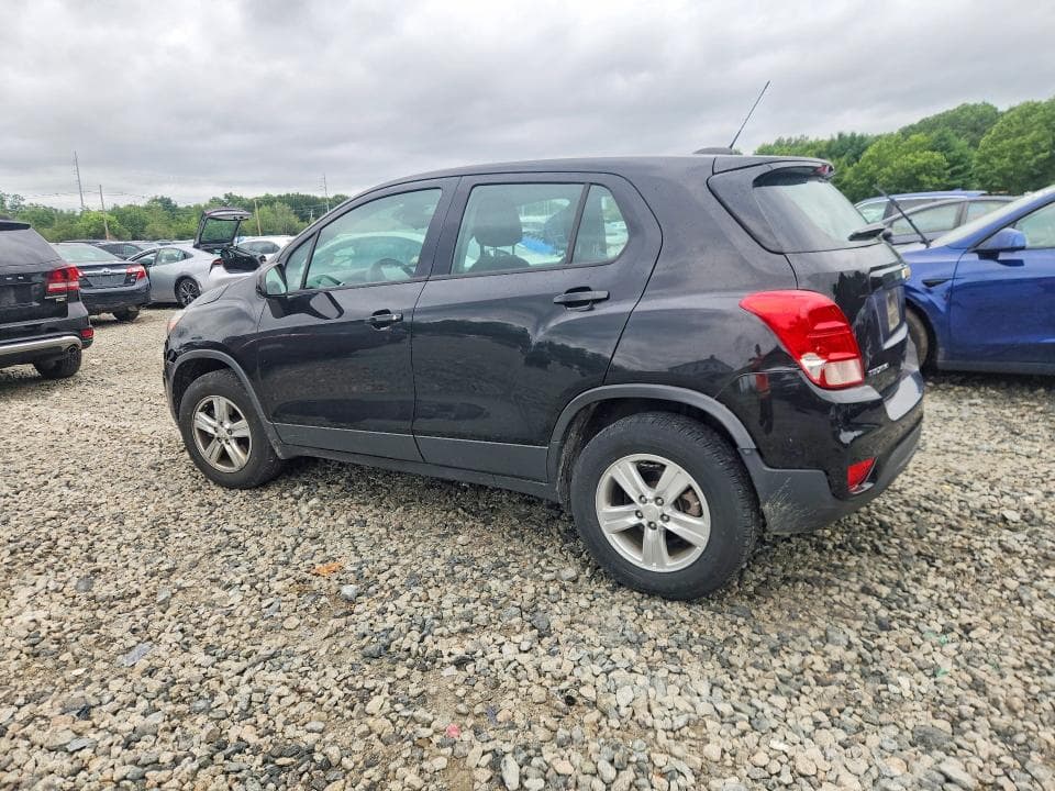 2018 CHEVROLET TRAX LS 2