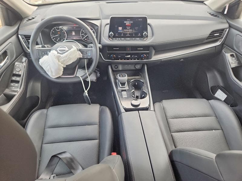 2026 NISSAN ROGUE SV 8