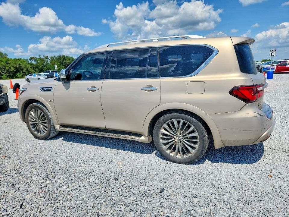 2019 INFINITI QX80 LUXE 2