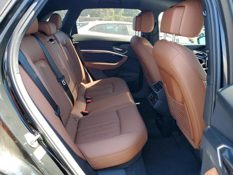 2024 AUDI Q8 E-TRON PREMIUM PLUS 11