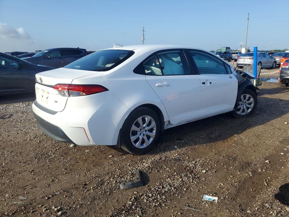 2024 TOYOTA COROLLA LE 3