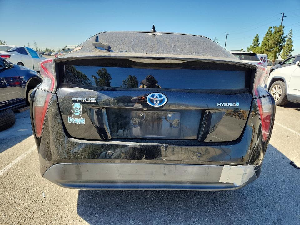 2017 TOYOTA PRIUS TWO 6