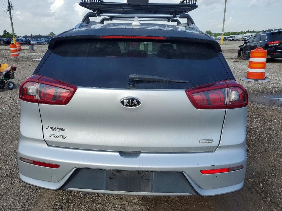 2019 KIA NIRO LX 6