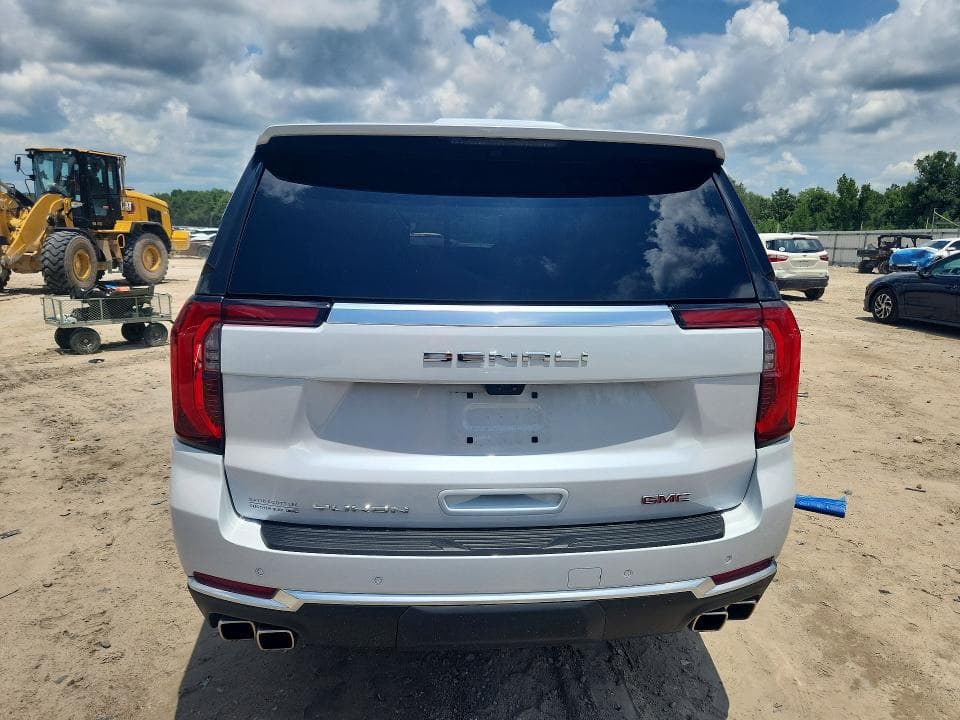 2026 GMC YUKON XL DENALI 6