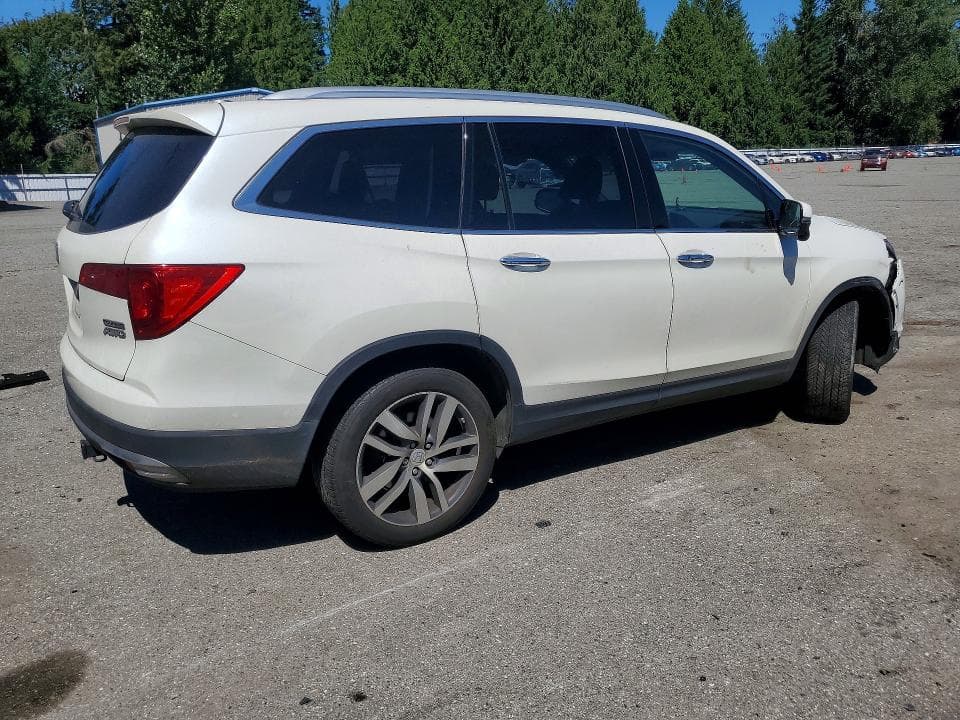 2017 HONDA PILOT TOURING 3