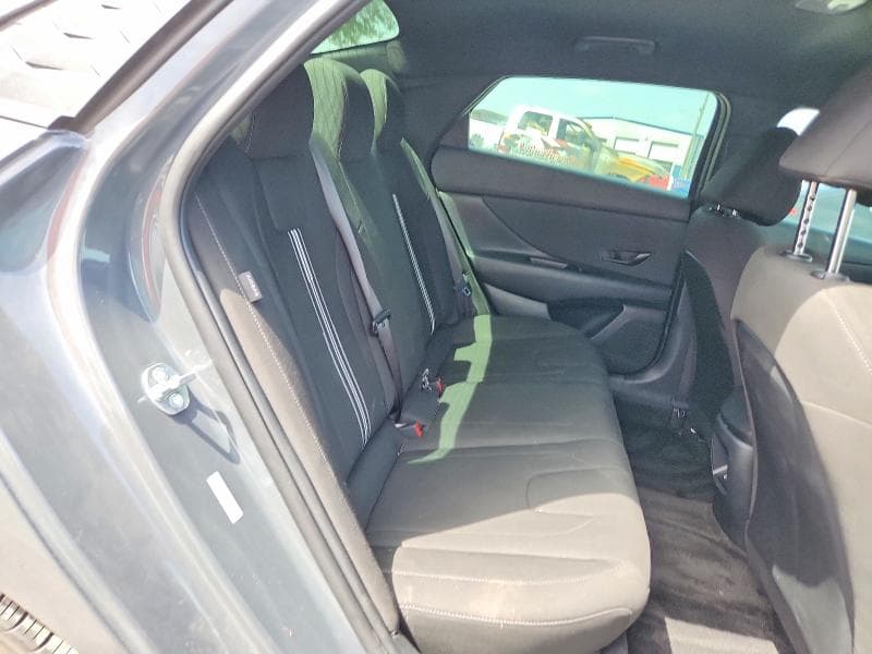 2025 HYUNDAI ELANTRA SEL SPORT 10