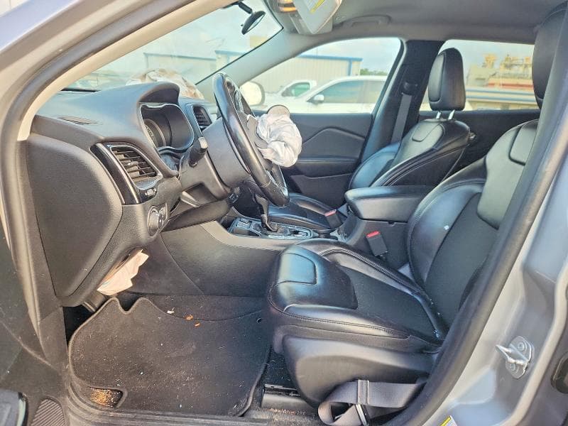 2019 JEEP CHEROKEE LATITUDE PLUS 7