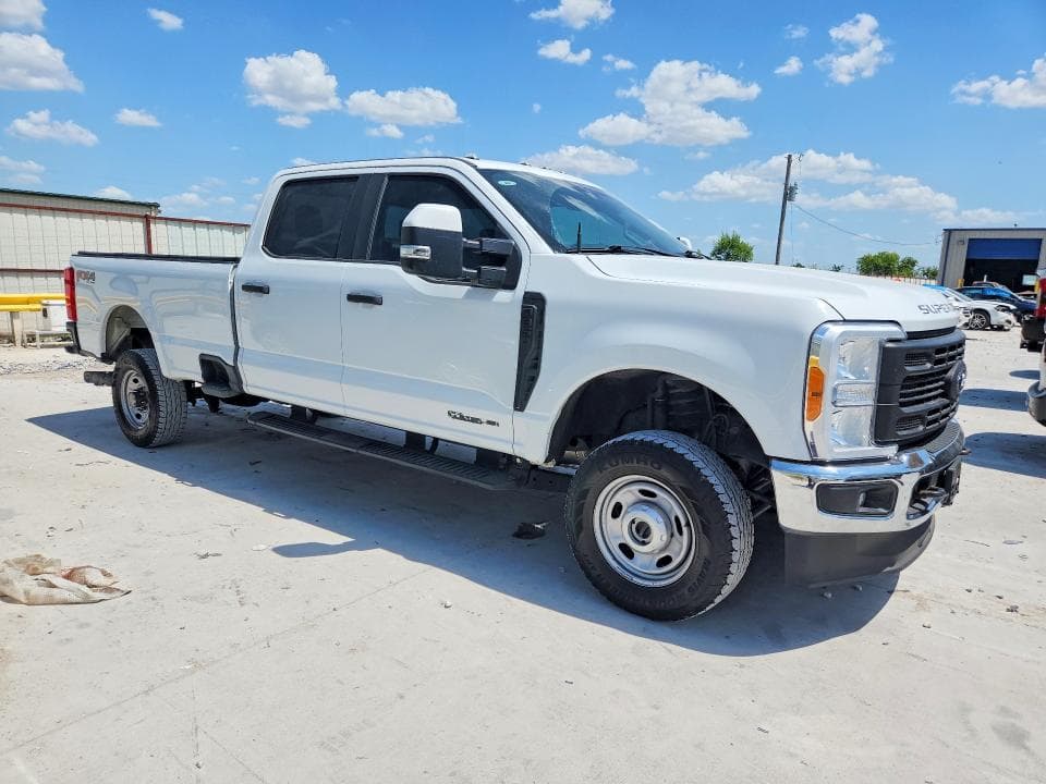 2023 FORD F350 SUPER DUTY 4