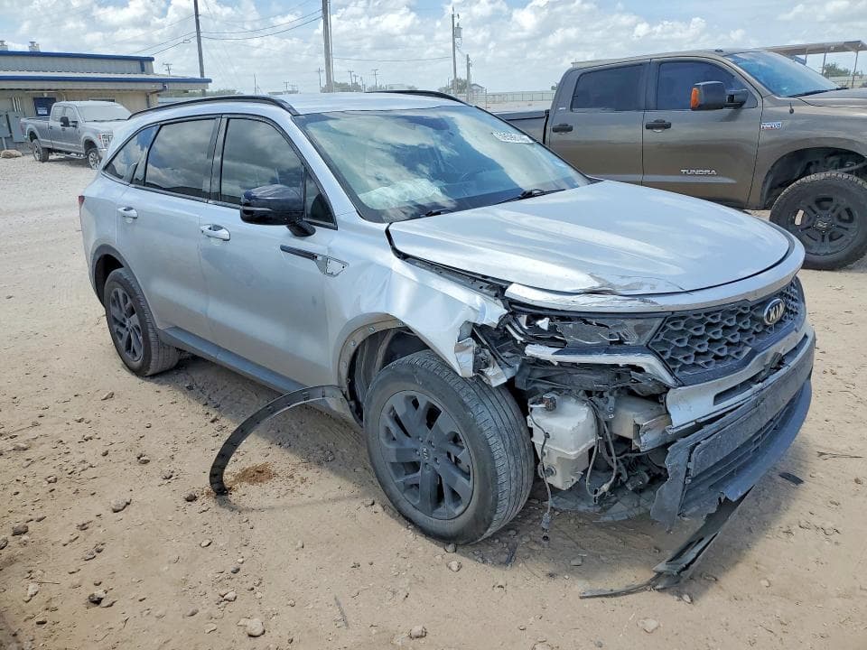 2021 KIA SORENTO S 4