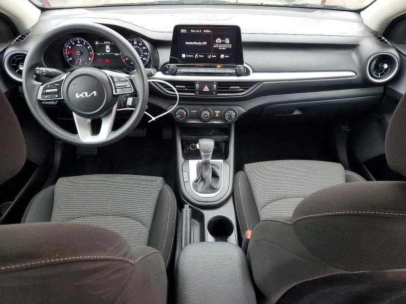 2023 KIA FORTE LXS 8