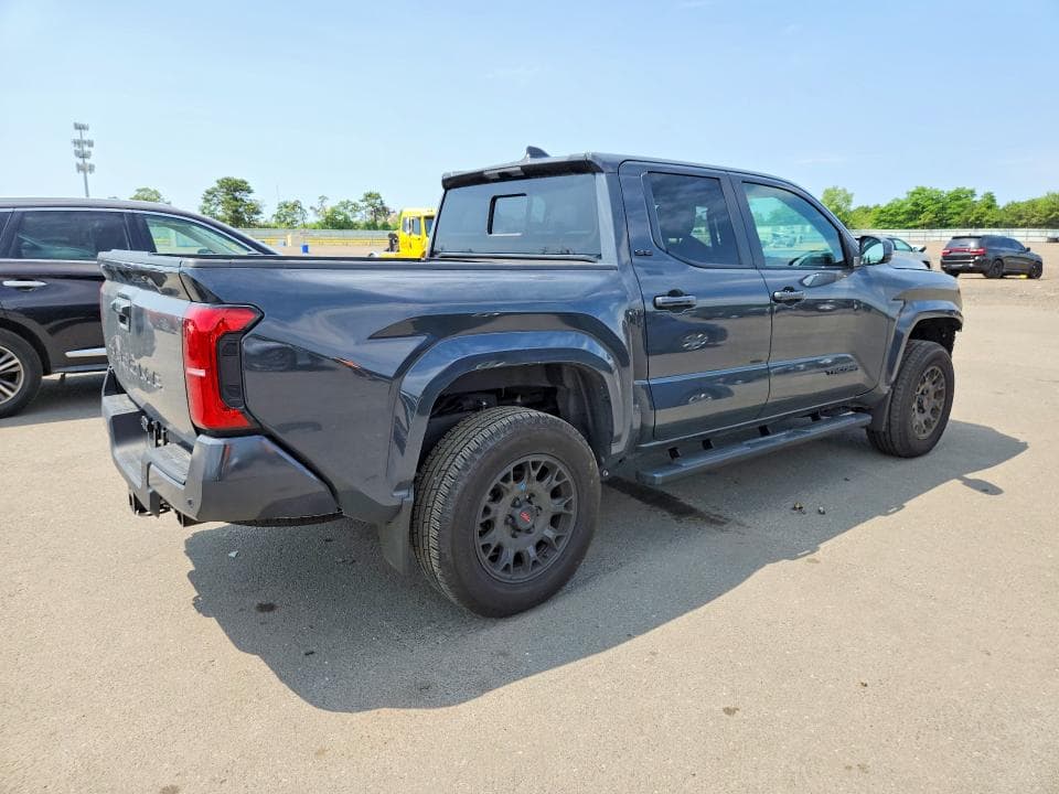 2024 TOYOTA TACOMA SR5 3