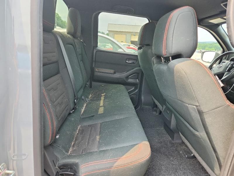 2023 NISSAN FRONTIER PRO-4X 10