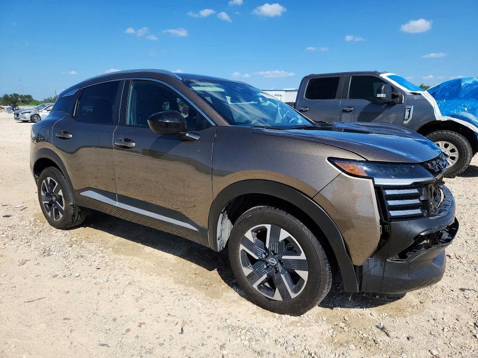2026 NISSAN KICKS SV 4