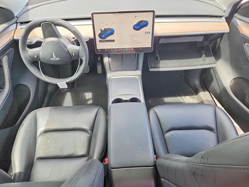 2023 TESLA MODEL Y 8