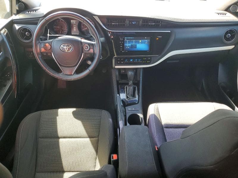 2017 TOYOTA COROLLA IM BASE 8