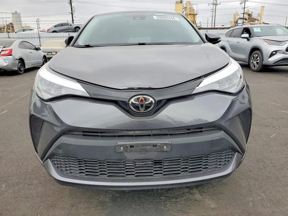 2021 TOYOTA C-HR LE 5