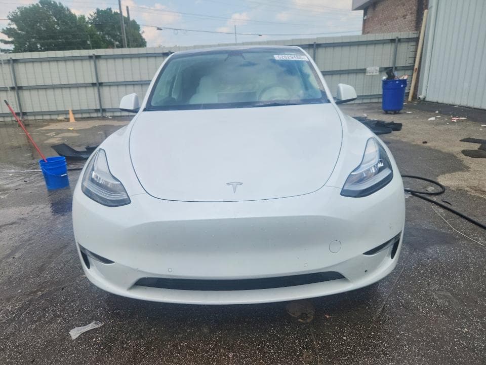 2022 TESLA MODEL Y 5