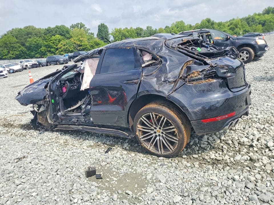 2018 PORSCHE MACAN GTS 2