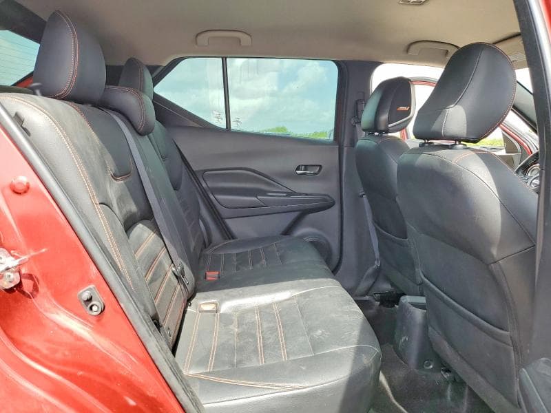 2019 NISSAN KICKS SR 10