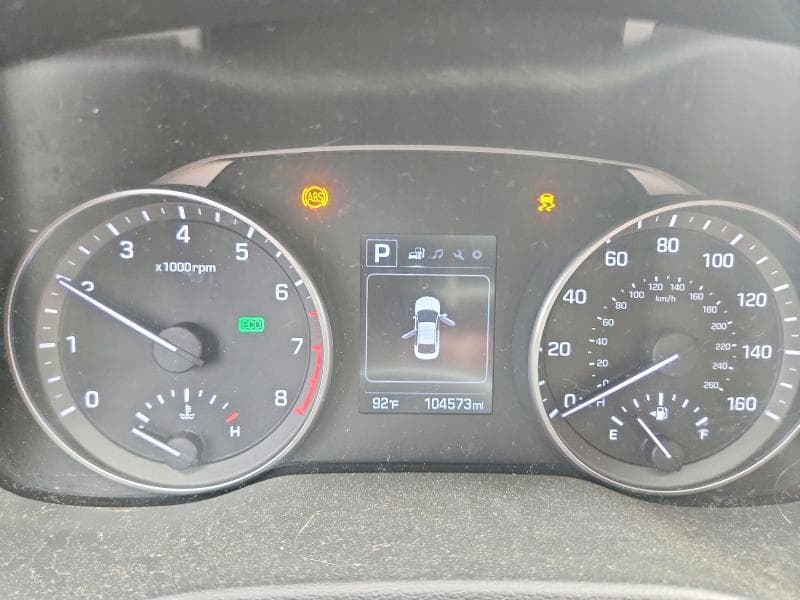 2017 HYUNDAI ELANTRA SE 9