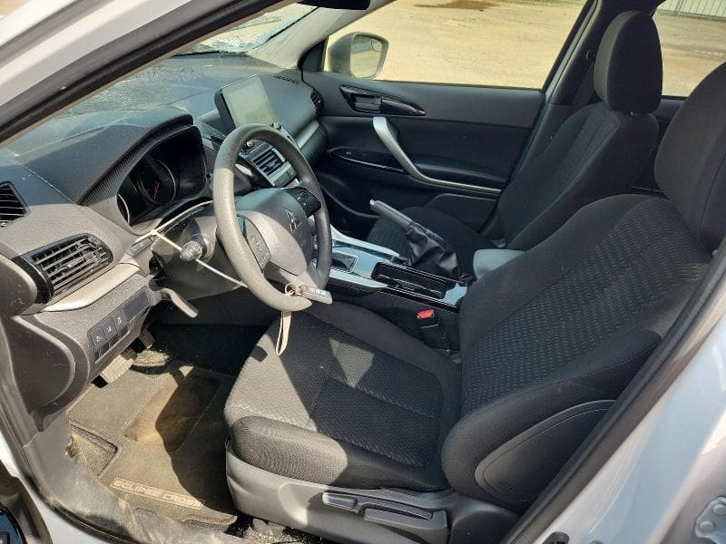 2024 MITSUBISHI ECLIPSE CROSS LE 7